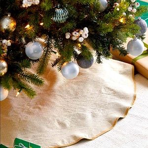 Golden Accent Christmas Tree Skirt